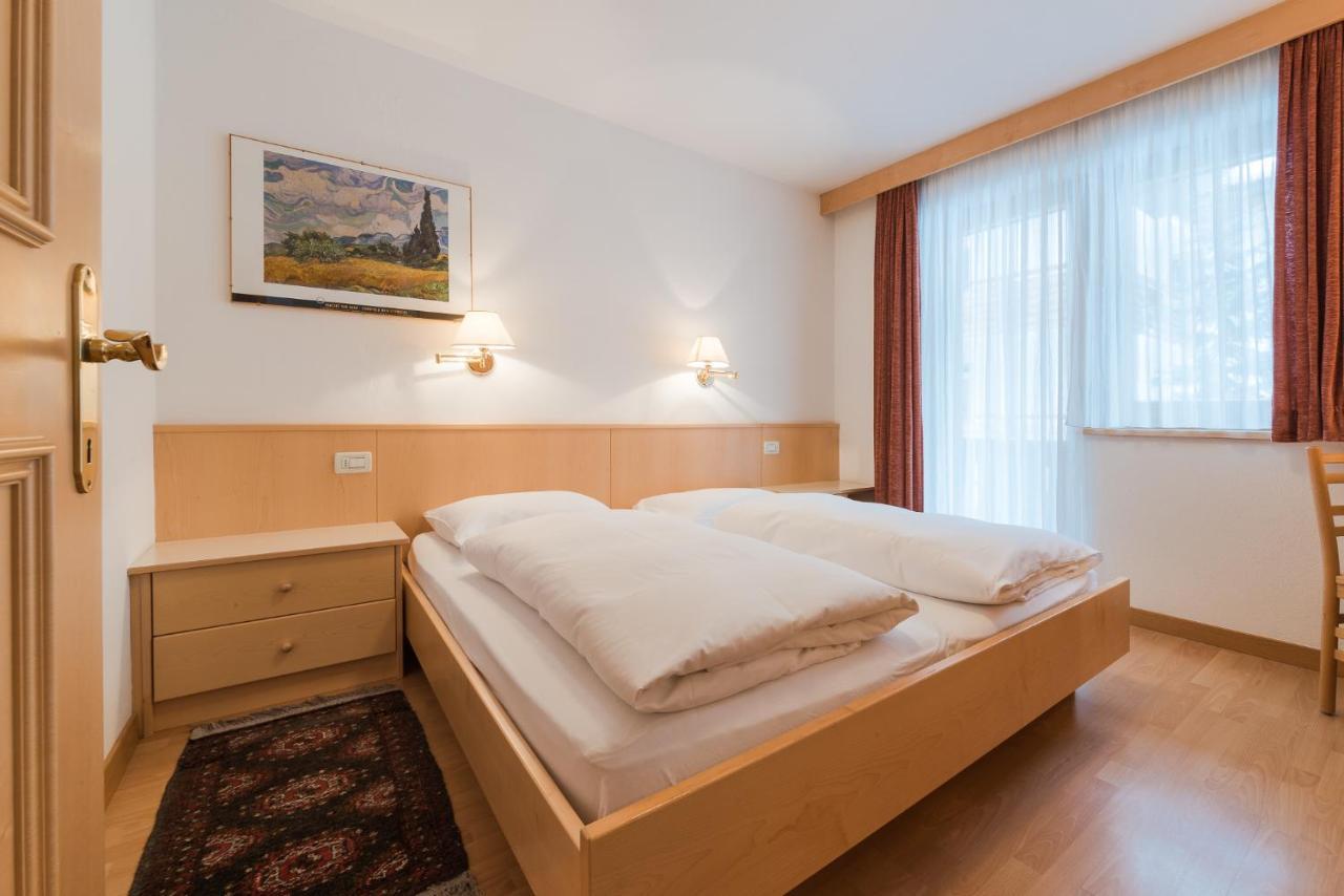 Residence Chalet Pinis Корвара ин Бадия Екстериор снимка